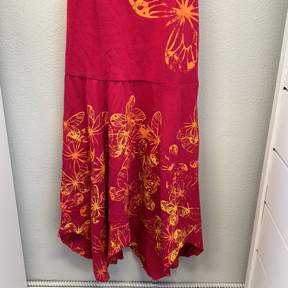 NWT Coverup Pink with Butterfly Pattern - Picture 3 of 5